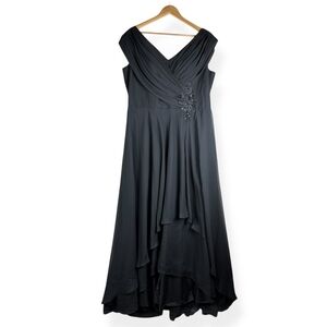 Elegant Black Evening Gown